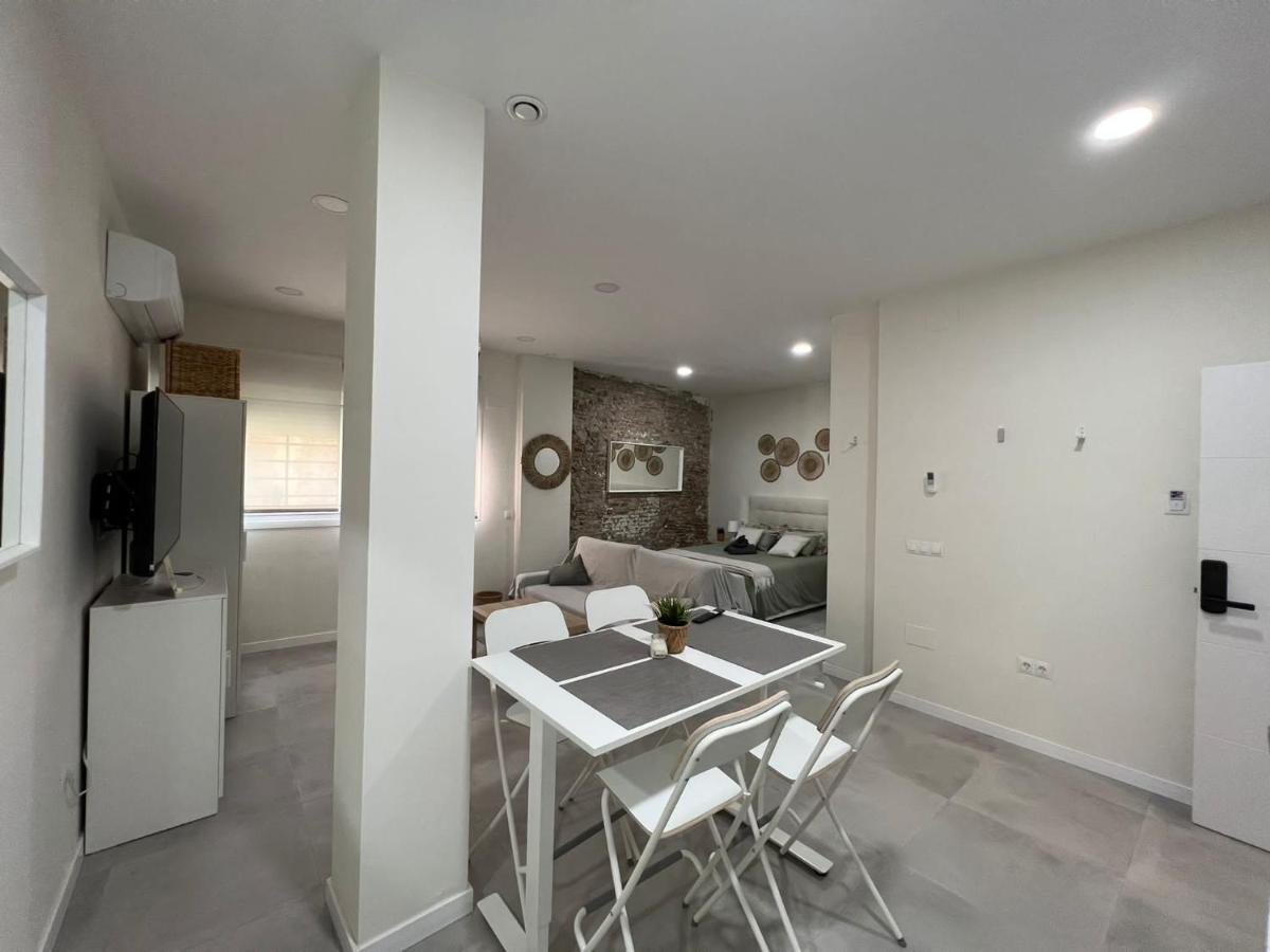 Estudio Trinidad Centro Malaga 2 Экстерьер фото