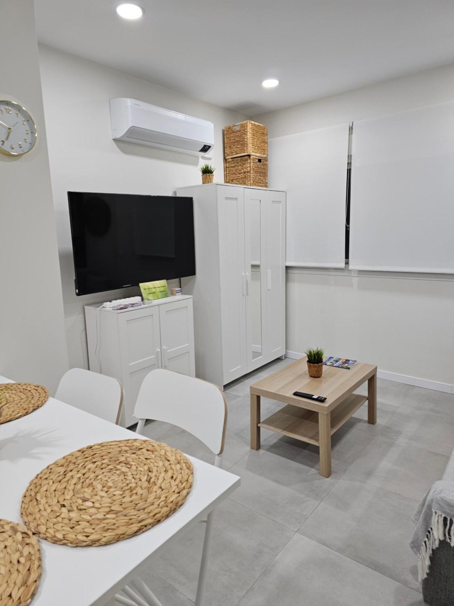 Estudio Trinidad Centro Malaga 2 Экстерьер фото